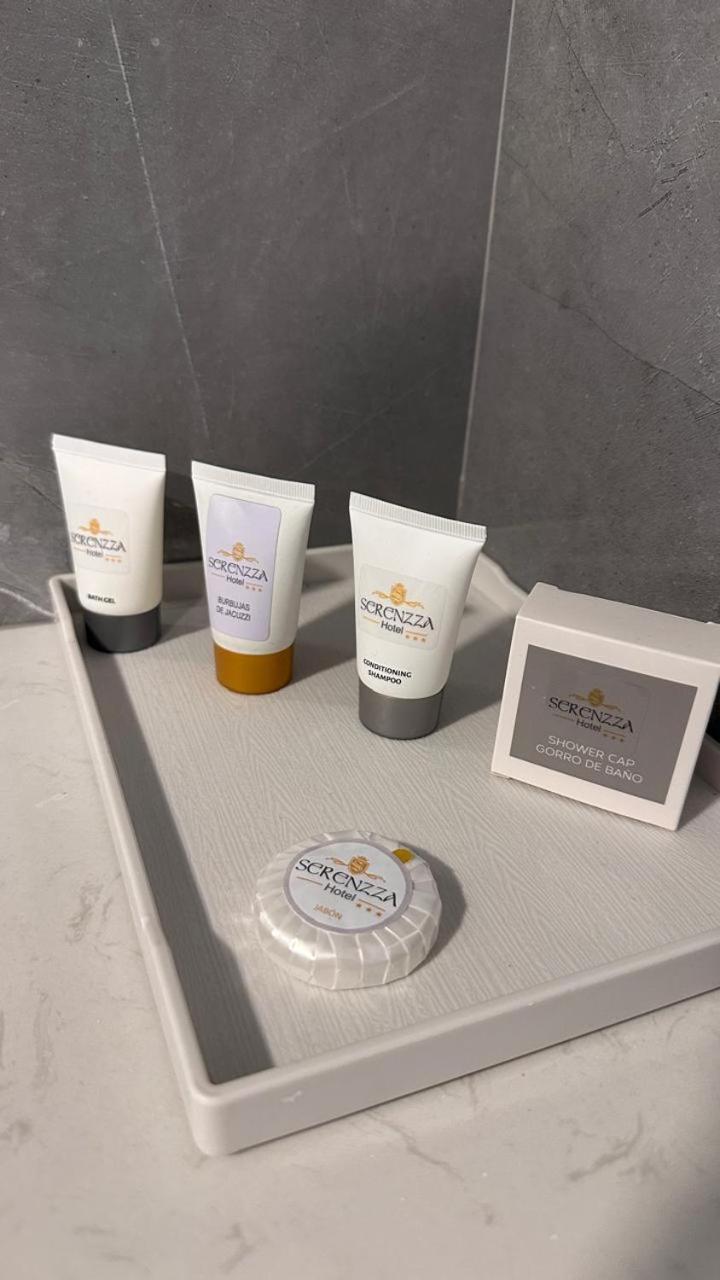 Serenzza Hotel リマ エクステリア 写真