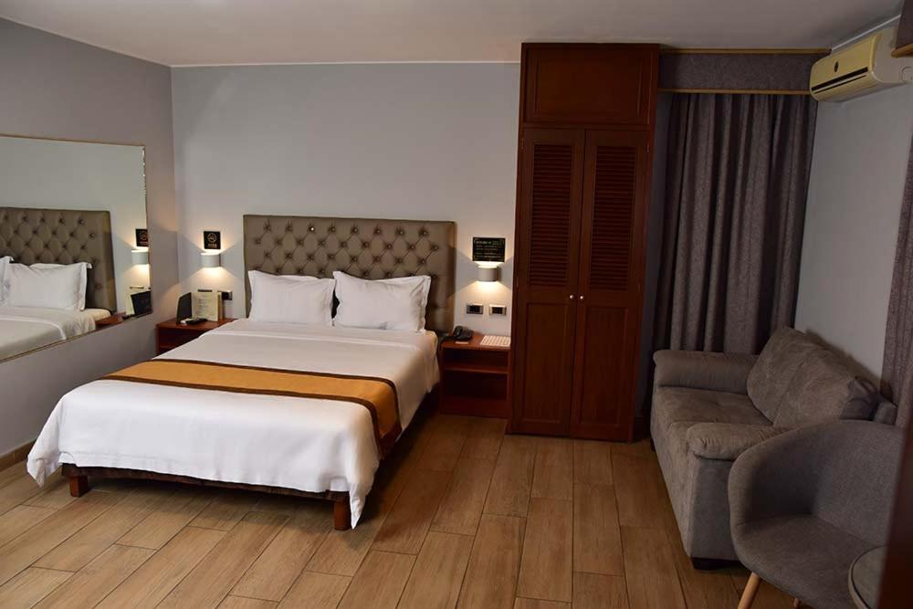 Serenzza Hotel リマ エクステリア 写真