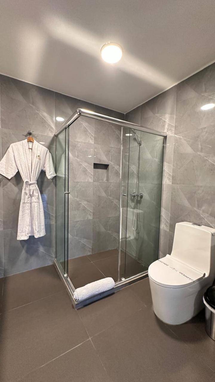 Serenzza Hotel リマ エクステリア 写真